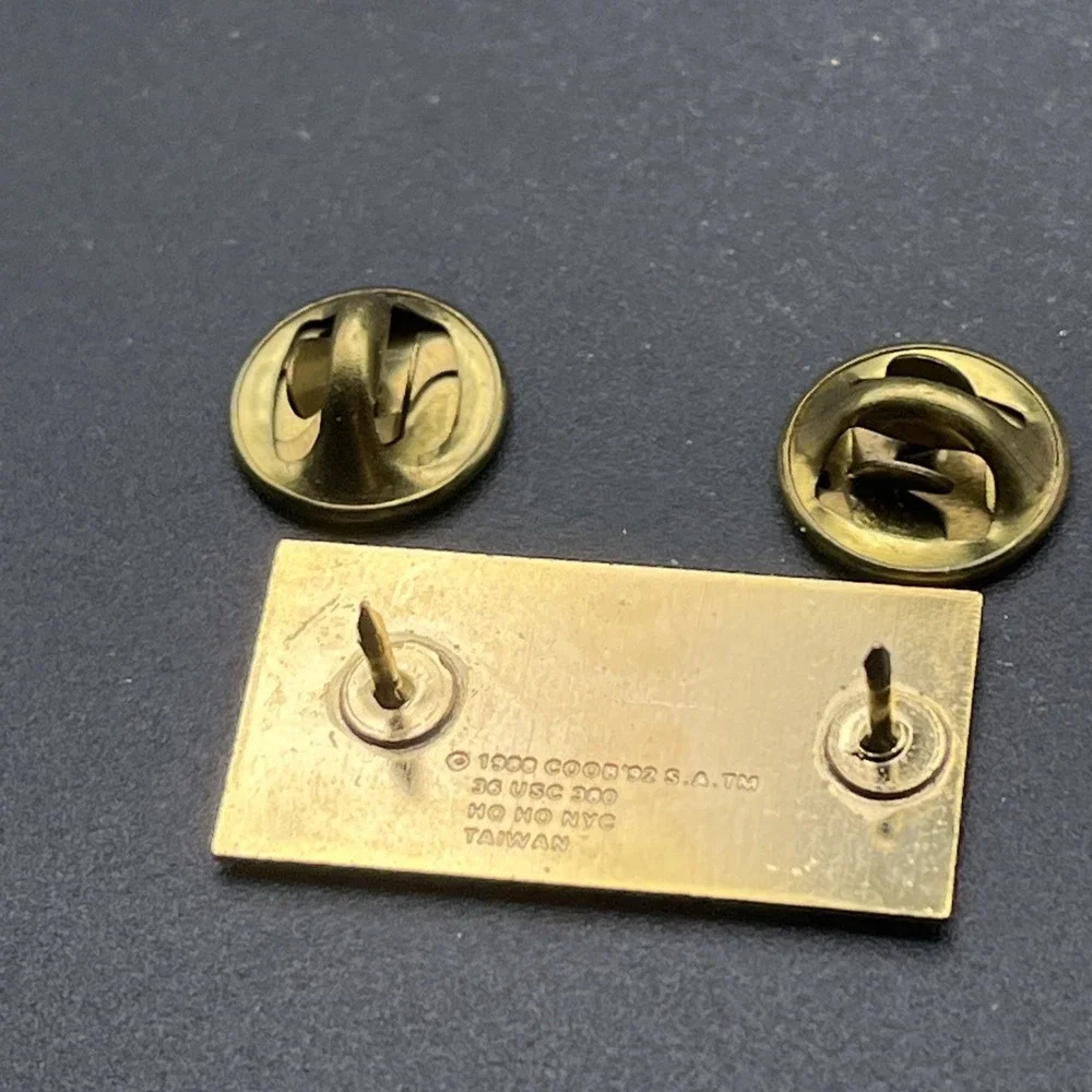 Vintage 1992 Barcelona Olympic Games Merrill Lynch Realty‎ Sponsor Lapel Hat Pin